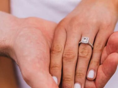 Tips for Creating a Unique Engagement Ring