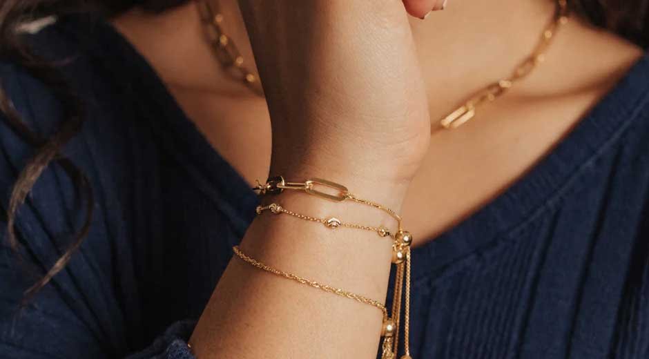 The-Bracelet-Styles-That-Work-Best-for-Everyday-Wear