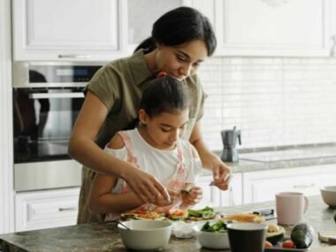 A-Mom’s-Guide-to-Raising-Healthy-Food-Lovers